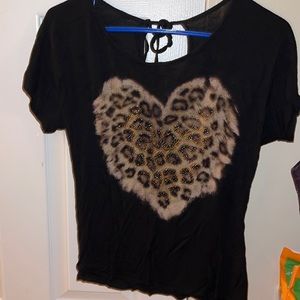 Cheetah Pattern Heart T-shirt
